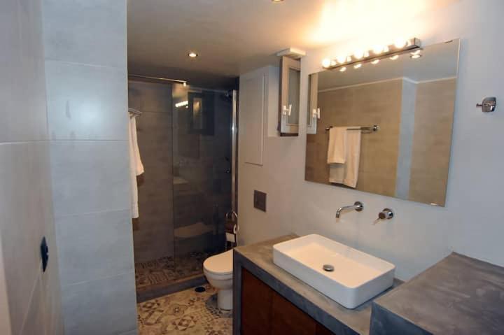 Crecian Water Front Apartment Aigeira Bagian luar foto