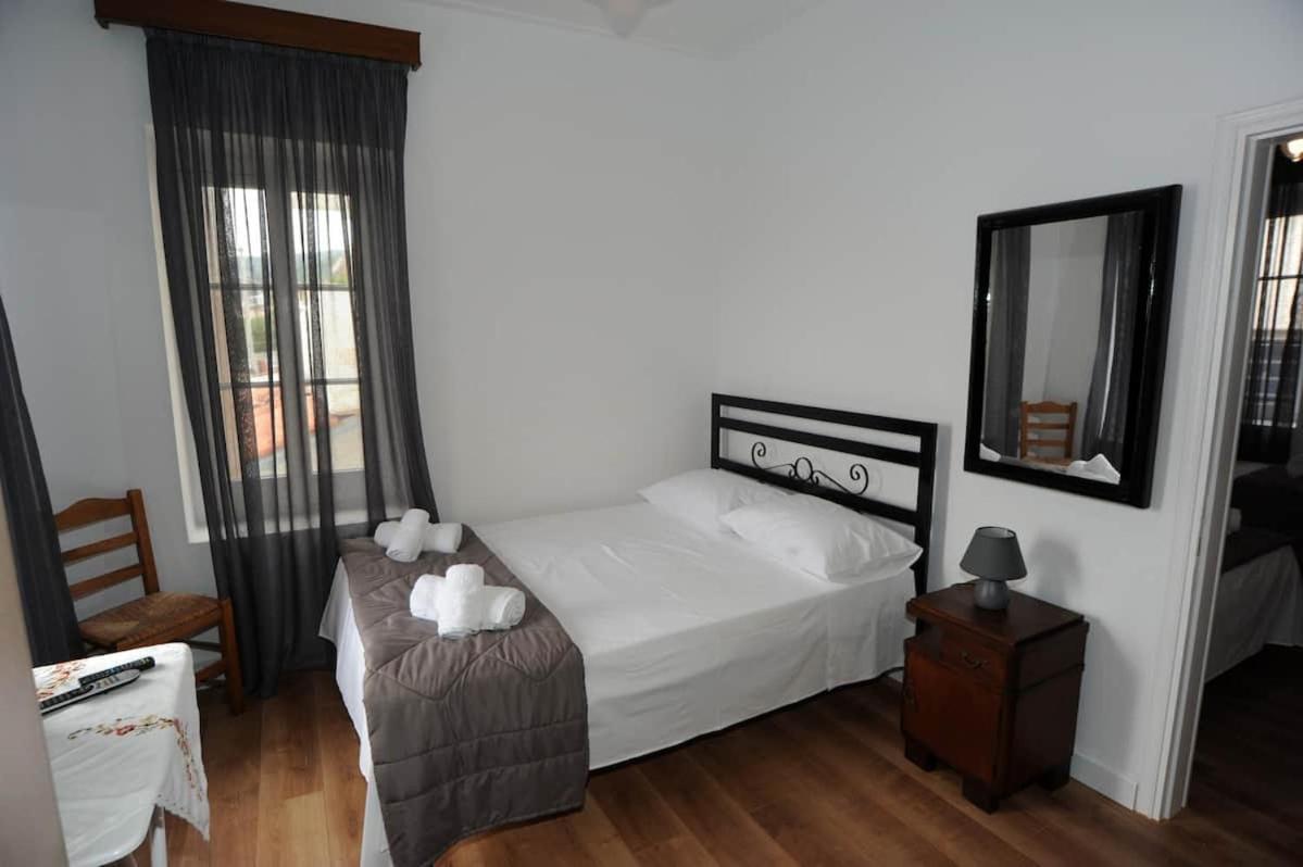 Crecian Water Front Apartment Aigeira Bagian luar foto